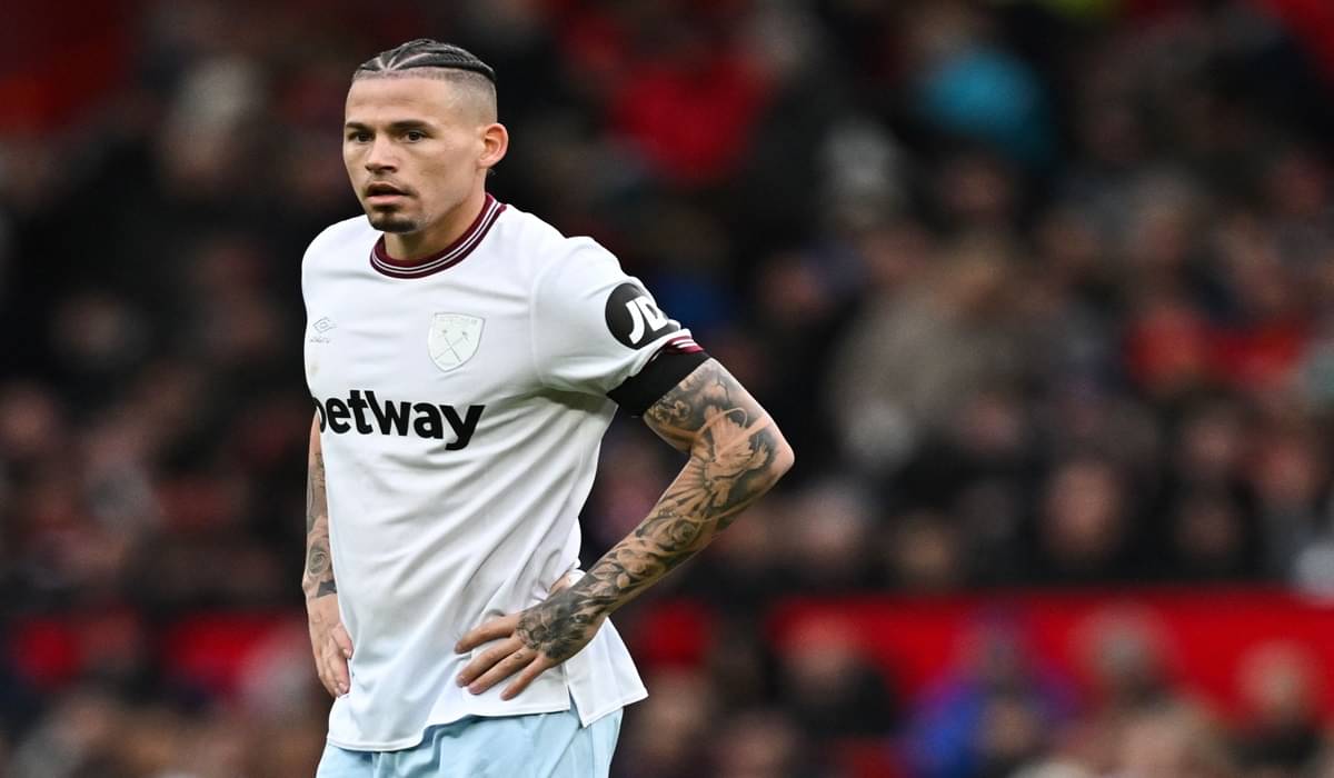 Gelandang Manchester City, yang musim lalu bermain di West Ham United, Kalvin Phillips
