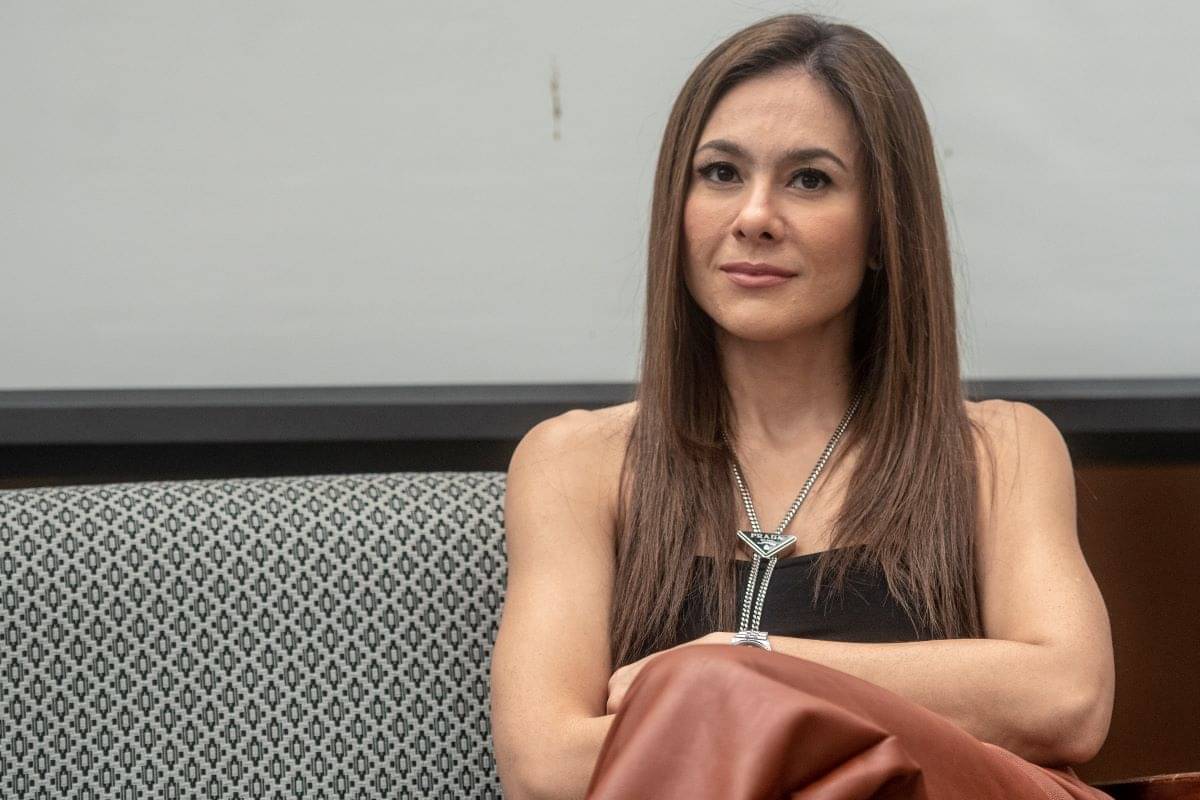 Artis Wulan Guritno