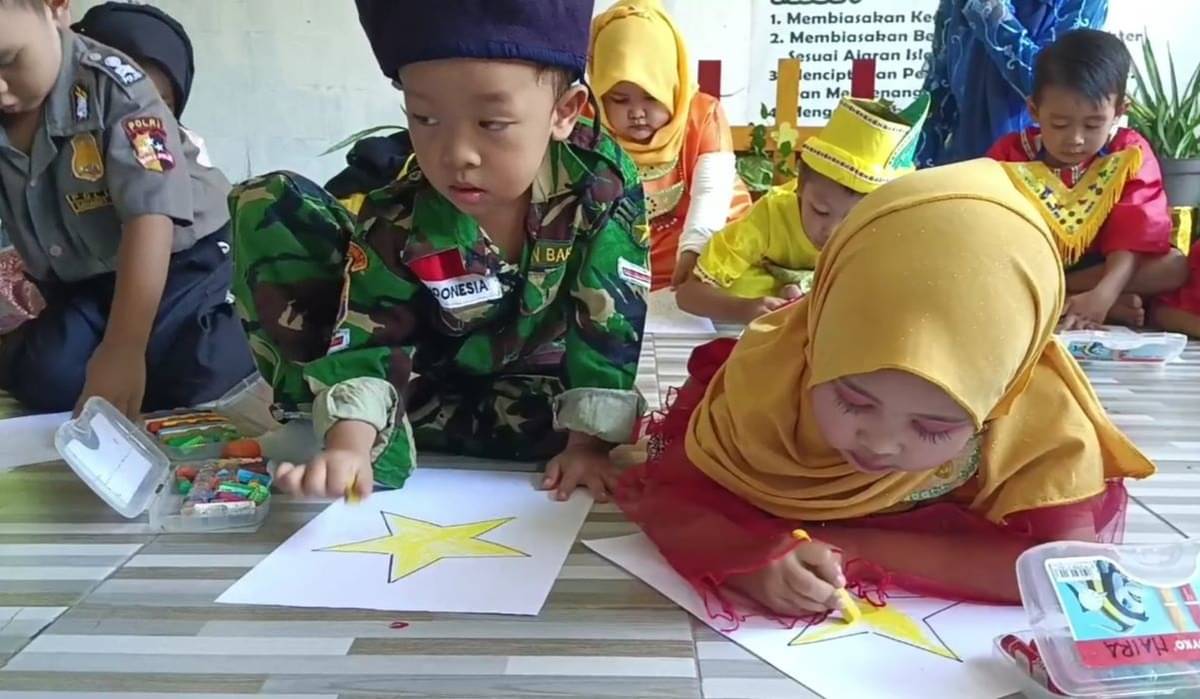 Siswa taman kanak-kanak di Kabupaten Sidoarjo.
