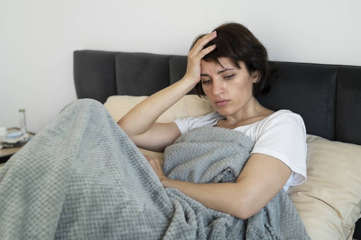 Perimenopause adalah perjalan panjang menuju tahap menopause yang juga akhir masa reproduksi perempuan. Ini gejala dan cara mengatasinya.