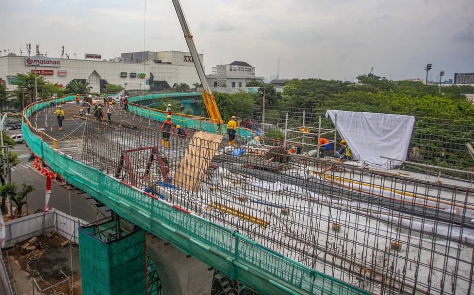 Jakpro Pembangunan LRT Fase 1B Sesuai Jadwal