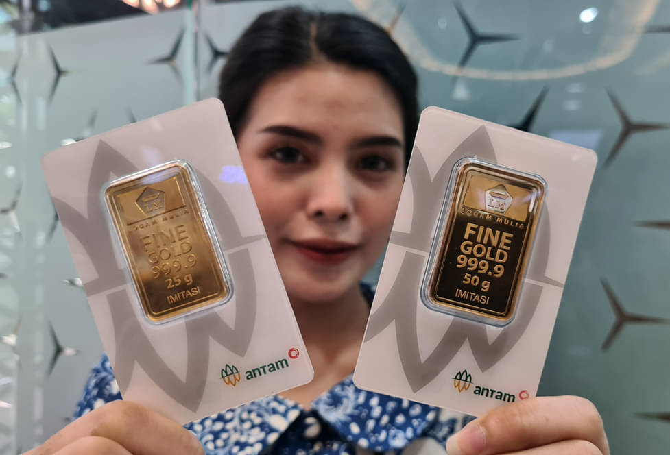 Harga Emas Antam Hari Ini Meroket, Tembus Rp1,5 Juta
