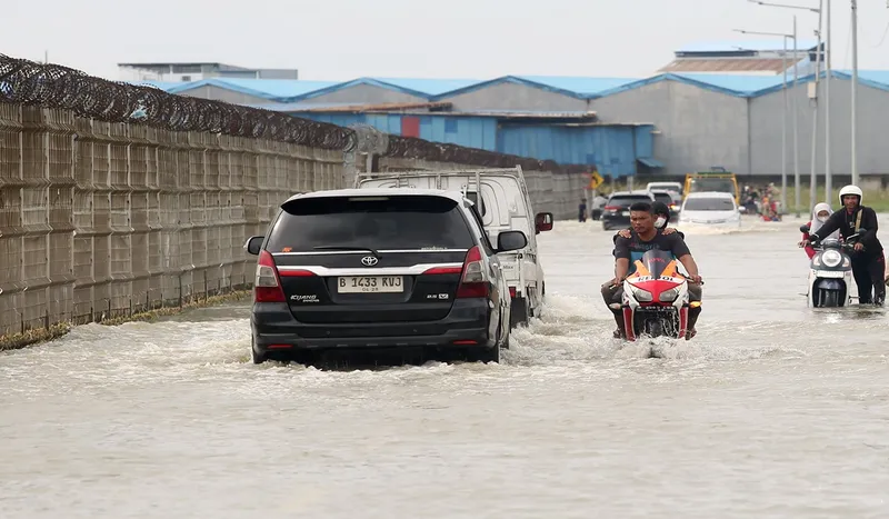 Usai Lintasi Banjir, Pancing Rem Mobil agar Bisa Prima Lagi