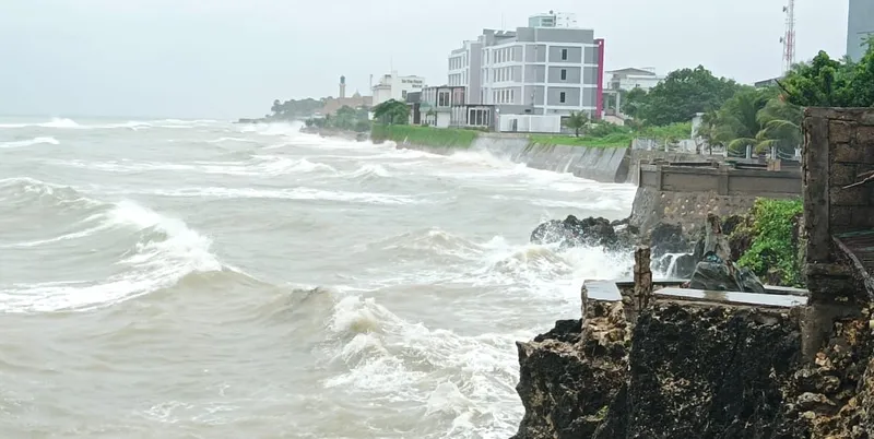 Bibit Siklon 90S Tumbuh di Pulau Selatan Sumba, Picu Peningkatan Curah Hujan