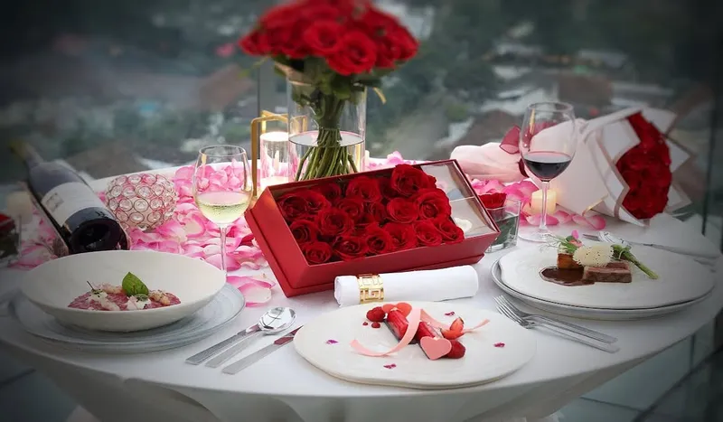 Mau Valentine Berkesan? Cobain Paket Makan Malam Romantis di The 18th Restaurant and Lounge