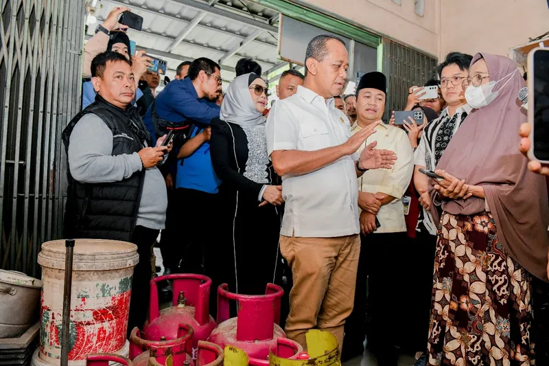 Sidak ke Riau, Bahlil Ingin Rakyat Beli Elpiji 3 Kg Sesuai Harga Eceran Tertinggi