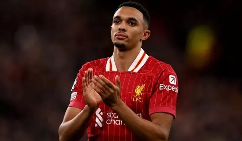 Alexander-Arnold akan Absen di Laga Liverpool Vs Tottenham