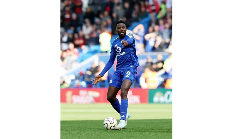 Wilfried Ndidi Dipastikan Siap Bela Leicester City Kotra Manchester United