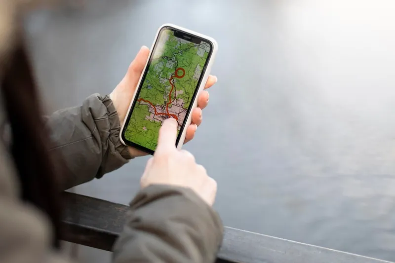 6 Aplikasi Map Terbaik untuk HP Android dan iPhone