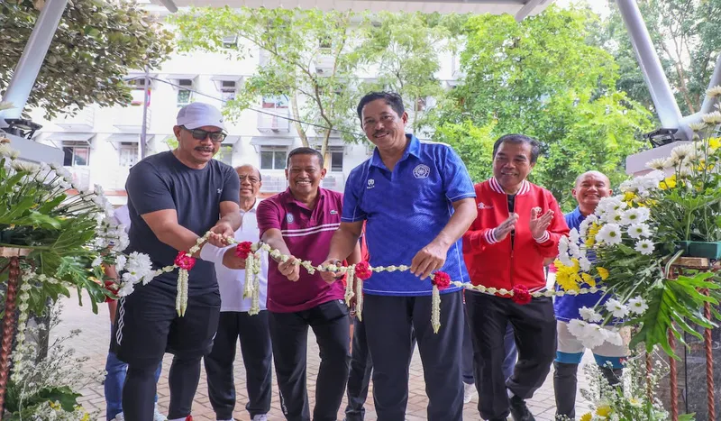 Pj Gubernur Jateng Resmikan Kantor Sekretariat Asosiasi Tenis Profesor di Undip