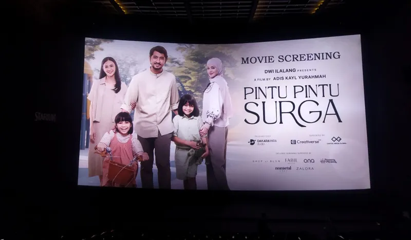 Pintu film Surga mengangkat tema ketulusan dalam keluarga