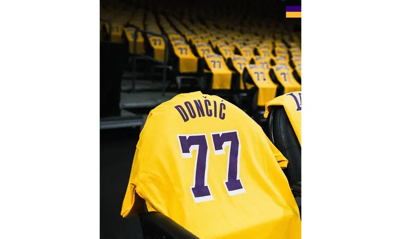 Luka Doncic diperkirakan telah memulai debutnya untuk Los Angels Lakers melawan Utah Jazz, hari ini