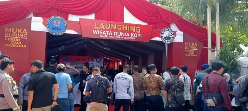 BNN meresmikan dunia kopi Kampung Madani bersinar di Batam, transformasi bekas area rawan narkoba