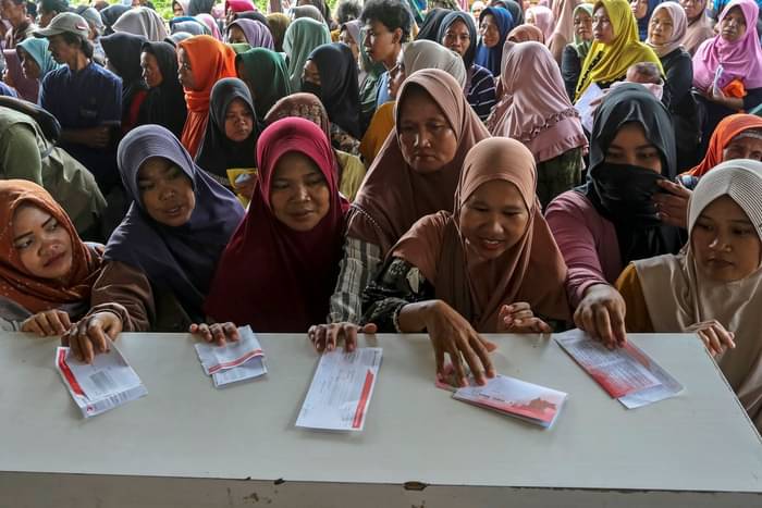 Mensos Ingatkan Masyarakat Tidak Bergantung pada Bansos