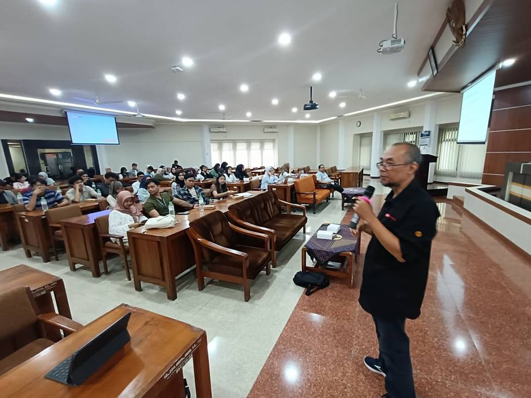 Ilmu Komunikasi UM dan AJI Malang Bahas Relasi Kuasa dan Tantangan Jurnalisme di Indonesia