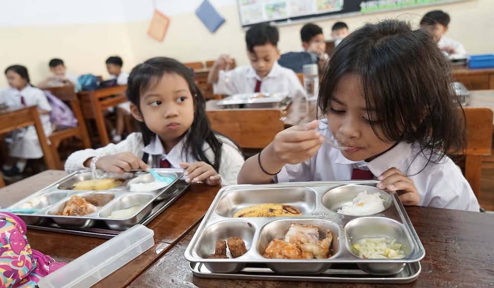 Bentuk Nyata Semangat Sumpah Pemuda, MBG Wujudkan Generasi Muda Sehat Kuat Bentuk Nyata Semangat Sumpah Pemuda, MBG Wujudkan Generasi Muda Sehat Kuat