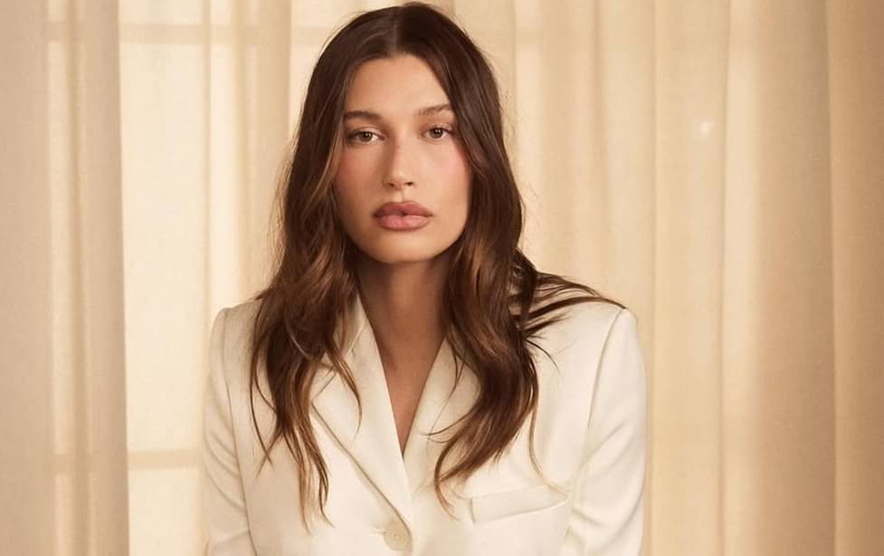 Akuisisi rhode Milik Hailey Bieber oleh e.l.f. Beauty