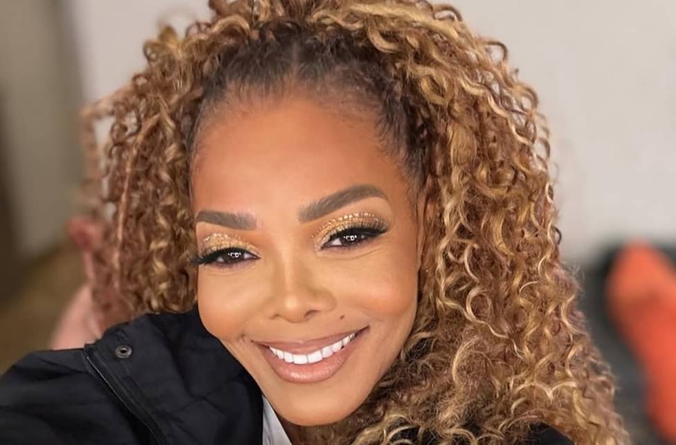 Janet Jackson Rayakan Ulang Tahun Saudara Perempuan