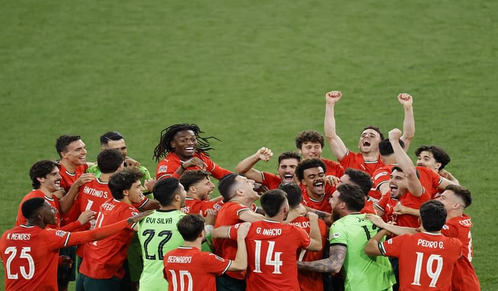 Portugal juara