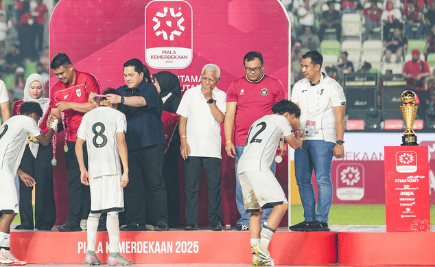 Timnas Indonesia U-17 Runner Up Piala Kemerdekaan 2025, Mali Angkat Trofi