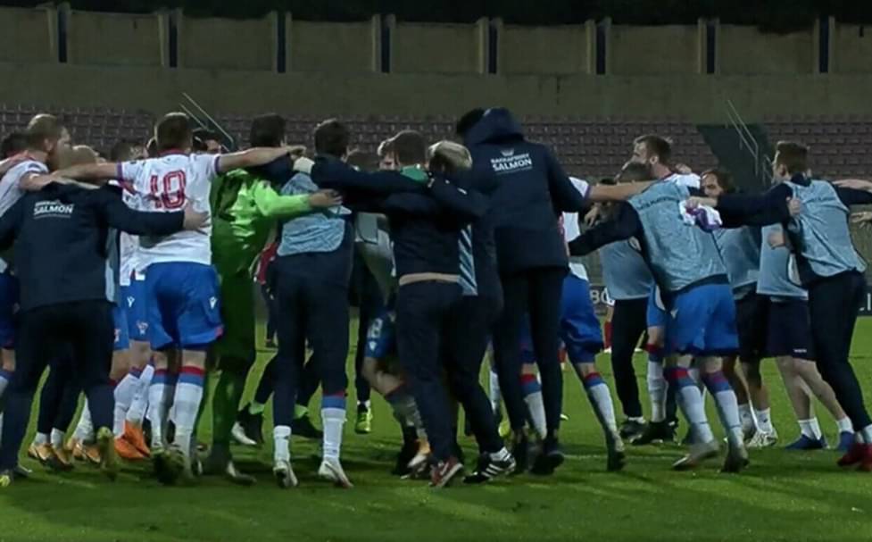 Đội kém Việt Nam 22 bậc thắng đậm nhất lịch sử ở vòng loại World Cup 2 Faroe Islands vs Montenegro Faroe Islands Raih Kemenangan 4-0 atas  Montenegro di Kualifikasi Piala Dunia 2026