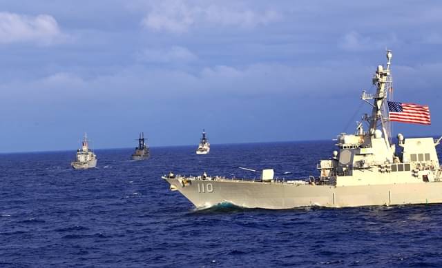 Kapal Perang AS Sandar di Dekat Venezuela, Dunia Waspadai Ketegangan Baru di Karibia