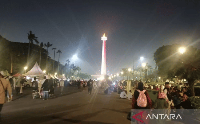 Gubernur Pramono dan Wamenag Hadiri Reuni 212 di Monas