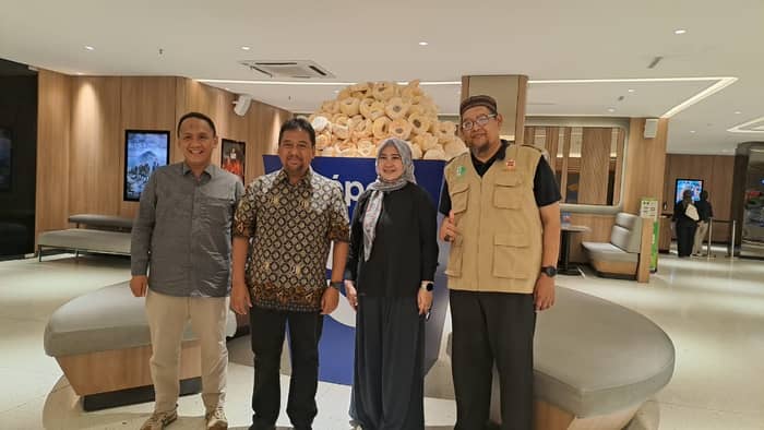 Perkuat Silaturahmi, Alumni dan Jemaah Sahid Tour Nonton Bareng Film Agak Laen 2