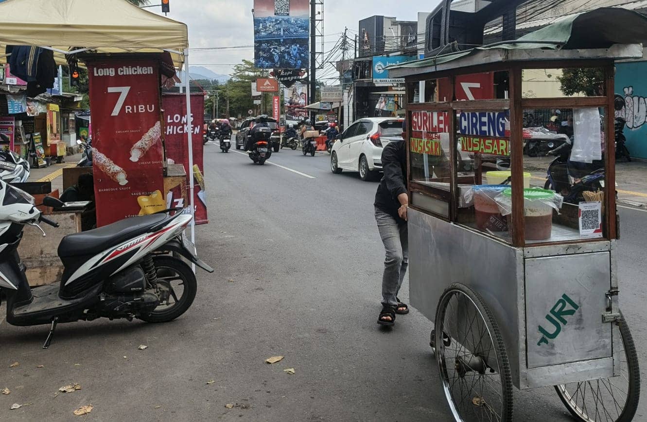 Gambar: Aktivitas pengelolaan sampah organik di Kabupaten Bandung Barat