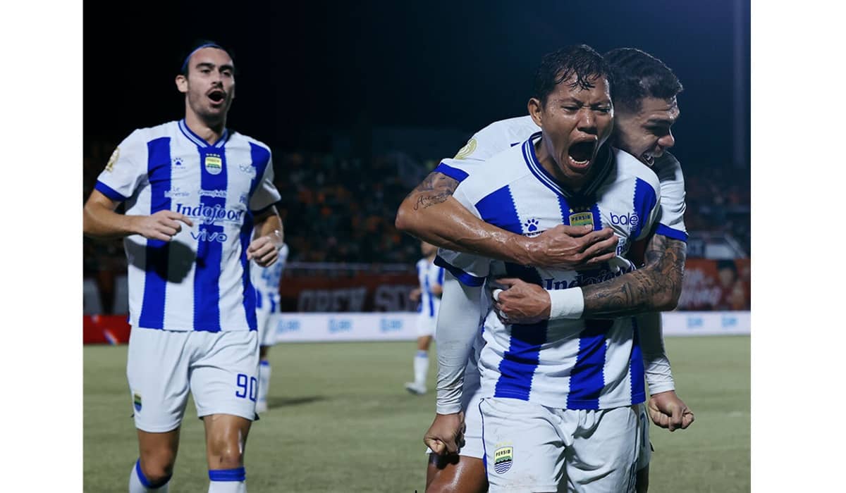 Persib Bandung saat bertanding di luar negeri
