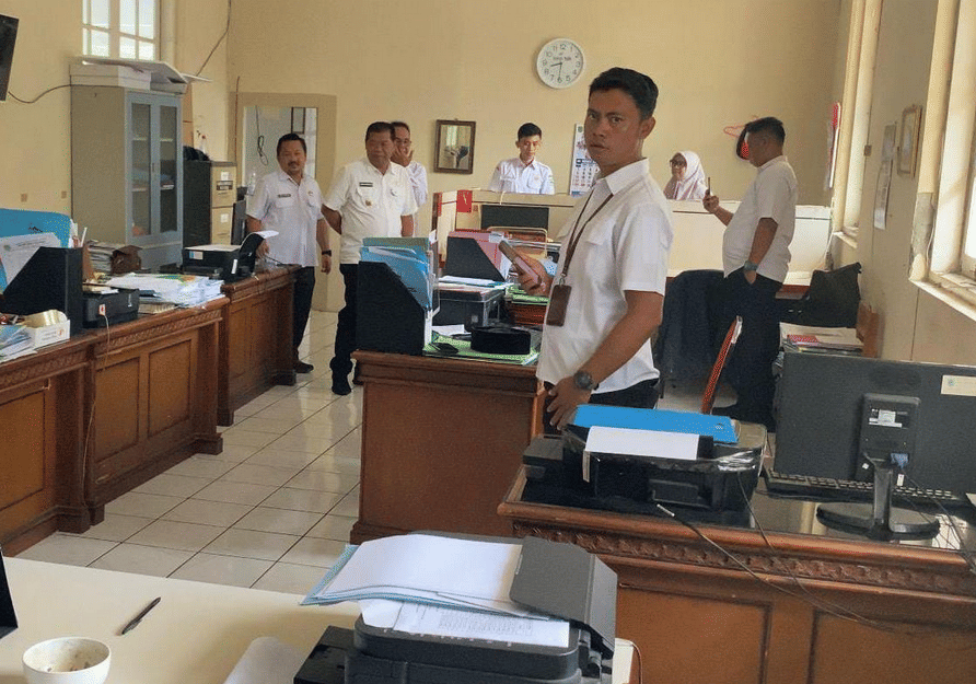 Gambar Sidak Hari Pertama Kerja ASN di Lingkungan Pemerintah Jawa Barat