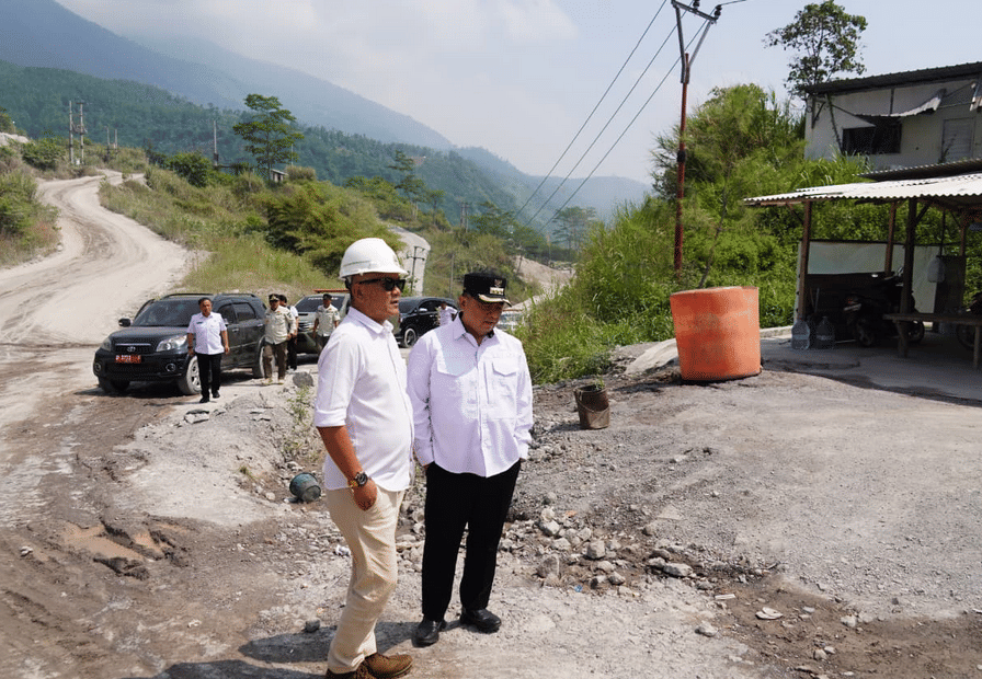 Gambar Penutupan Tambang Ilegal di Leles, Garut