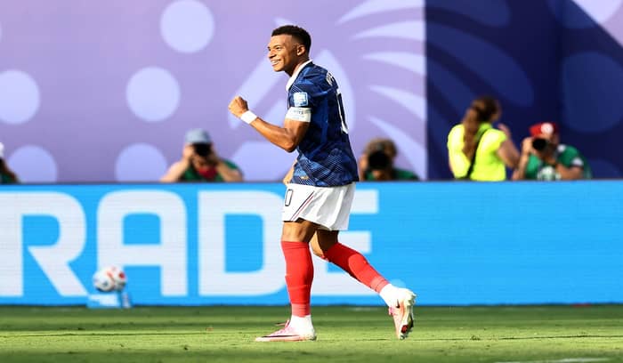 Cetak Dua Gol ke Gawang Swedia, Kylian Mbappe Dekati Rekor Lionel Messi