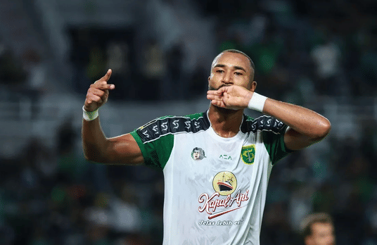 Persib Bandung dan Persebaya Lolos Semifinal, Persaingan Four Besar Piala Presiden 2026 Makin Sengit