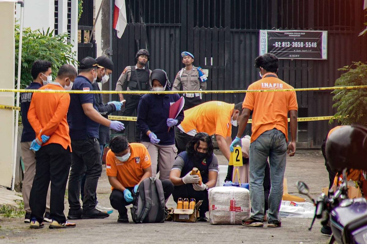 Penggeledahan Rumah Terduga Teroris di Batu